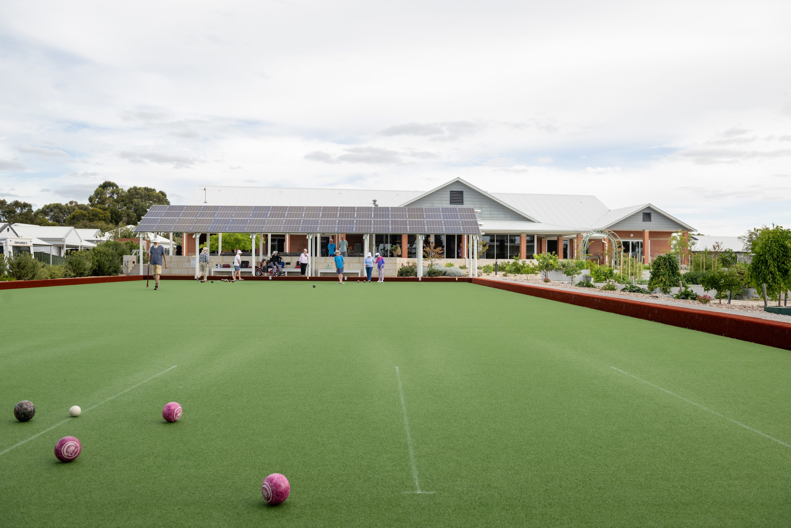 Edenlife Australind full sized bowling green